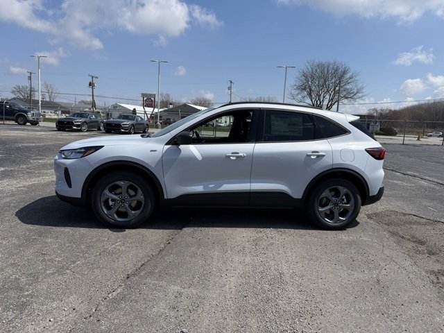 New 2025 Ford Escape ST-Line w/ Equipment Group 301A image 5