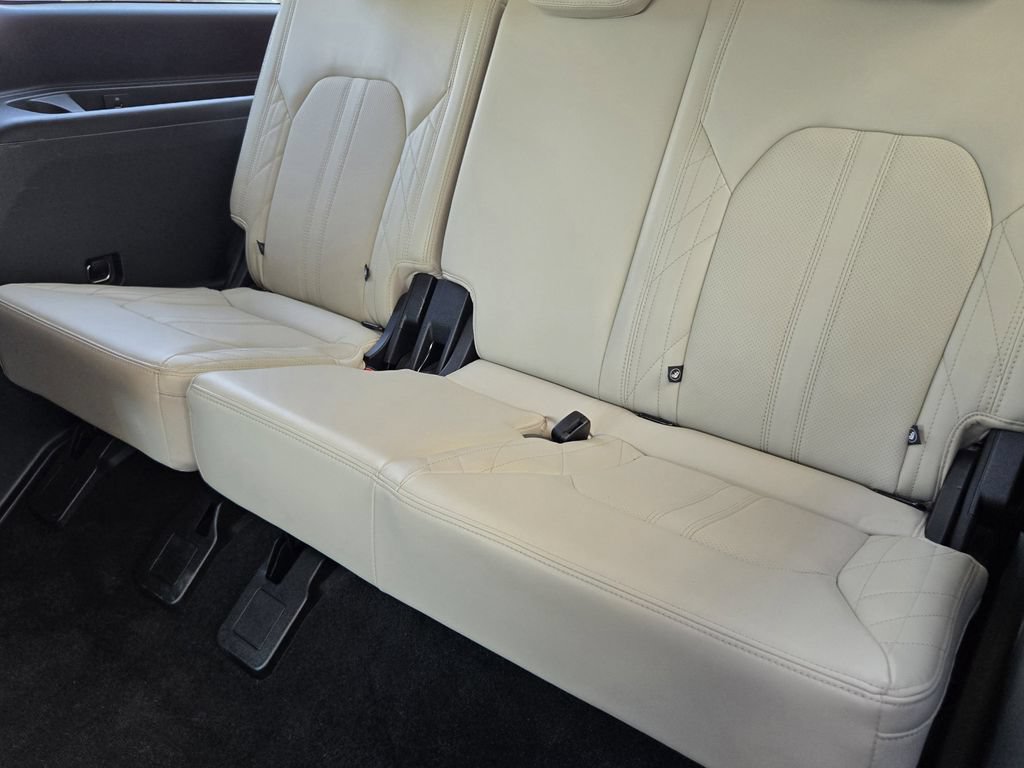 Used 2021 Ford Expedition Max Platinum AWD/4WD image 34