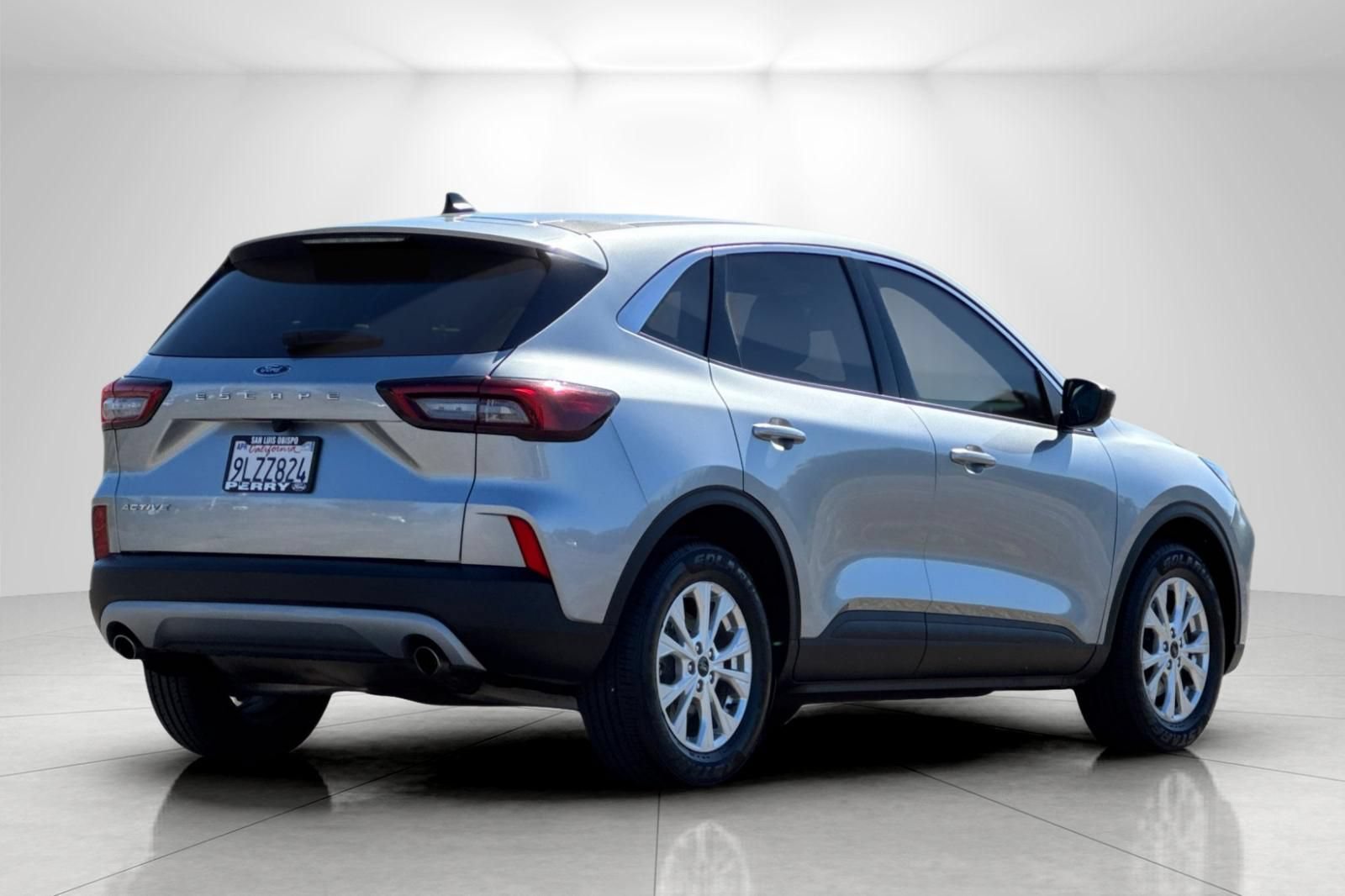 Used 2024 Ford Escape Active FWD image 3