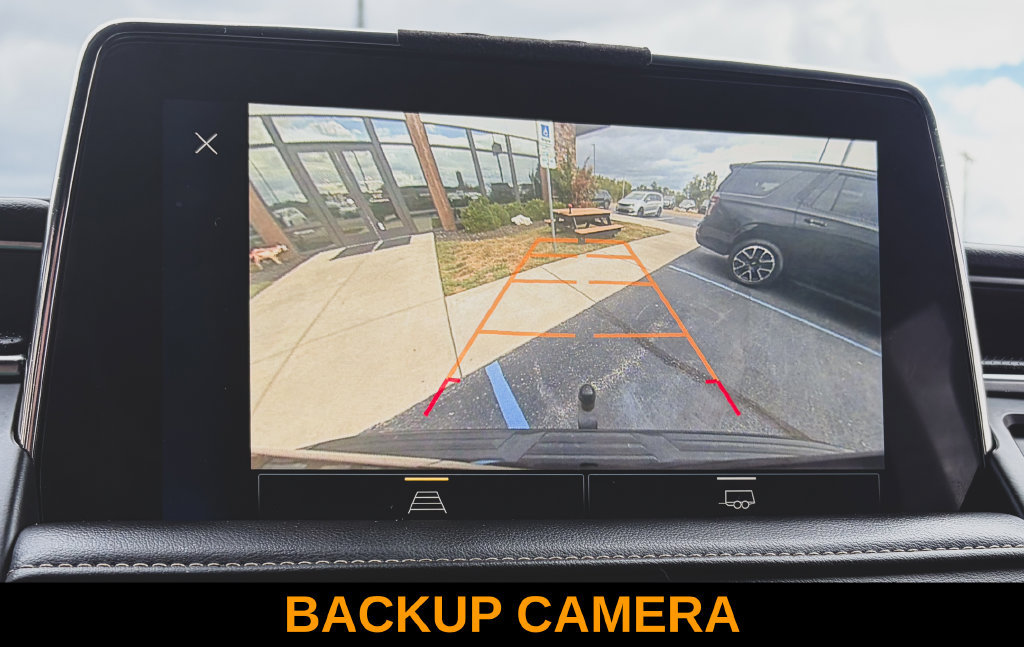 Used 2023 Chevrolet Suburban Premier AWD/4WD image 4