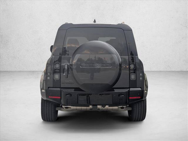 Used 2026 Land Rover Defender 110 X-Dynamic SE AWD/4WD image 7