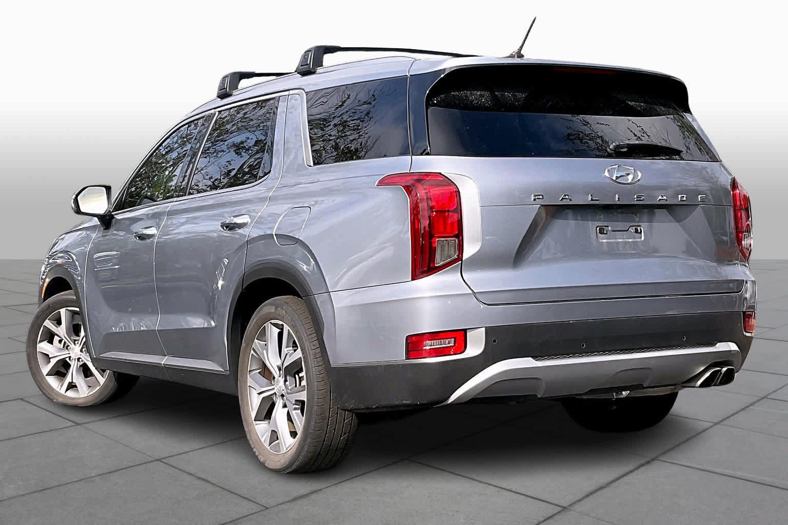 Used 2020 Hyundai Palisade SEL w/ Premium Package FWD image 13
