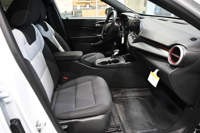 New 2026 Chevrolet Trax RS w/ Driver Confidence Package image 10