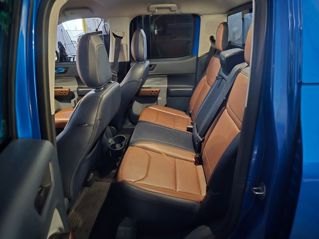 Used 2022 Ford Maverick Lariat image 18