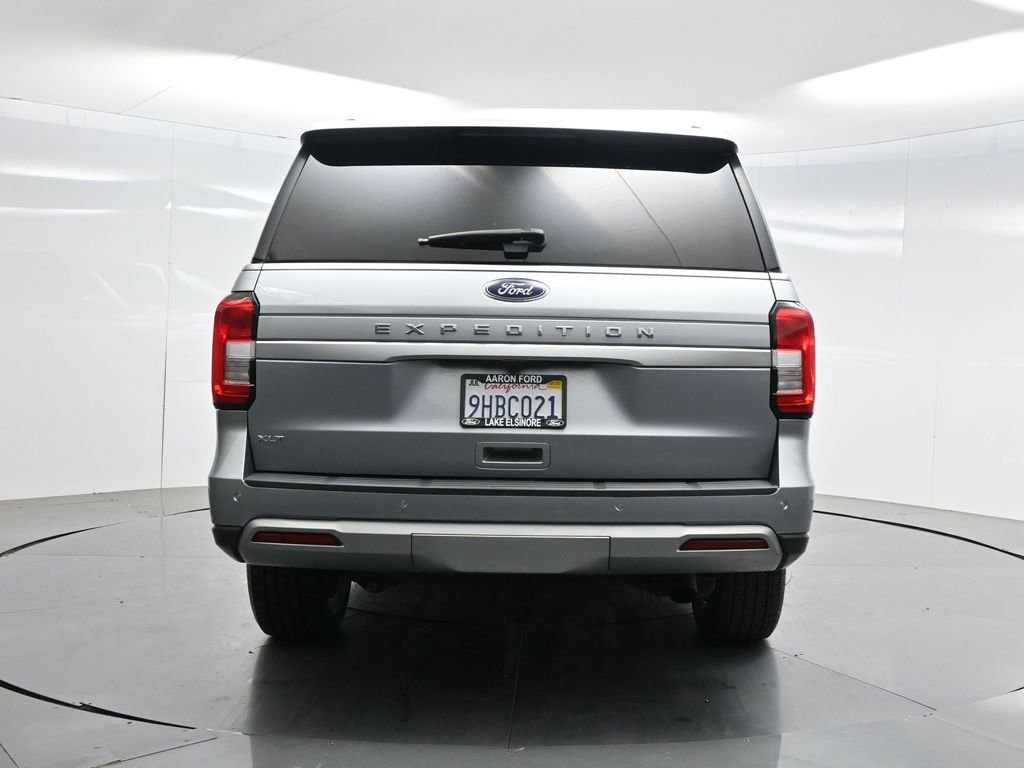 Used 2023 Ford Expedition XLT image 33