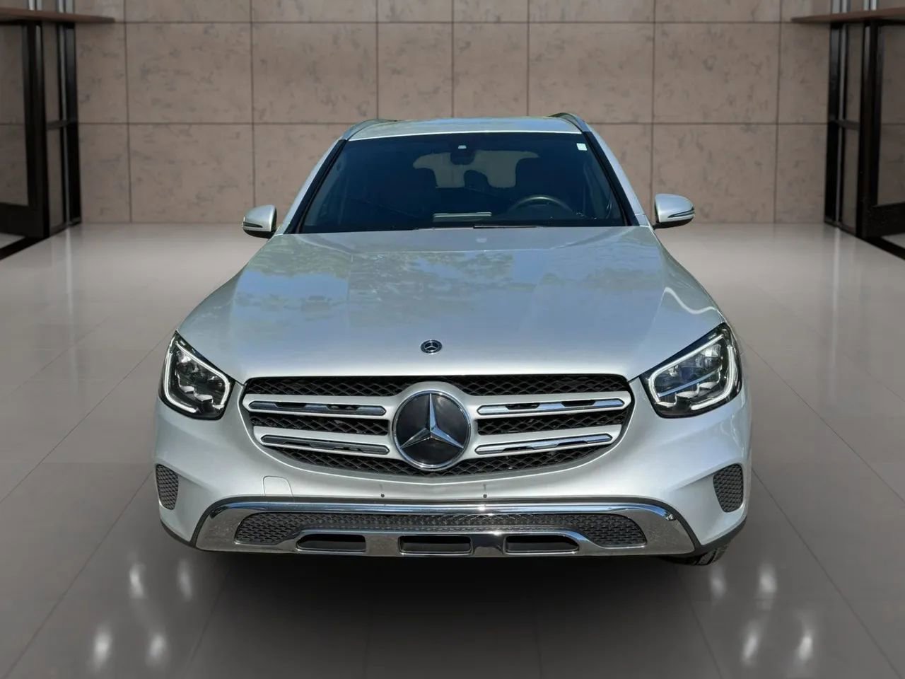 Used 2020 Mercedes-Benz GLC 300 image 9