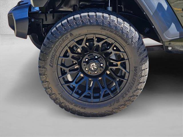 Used 2024 Jeep Wrangler Sport S image 23