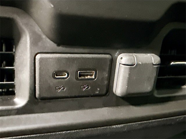 Used 2020 Chevrolet Silverado 1500 RST image 24