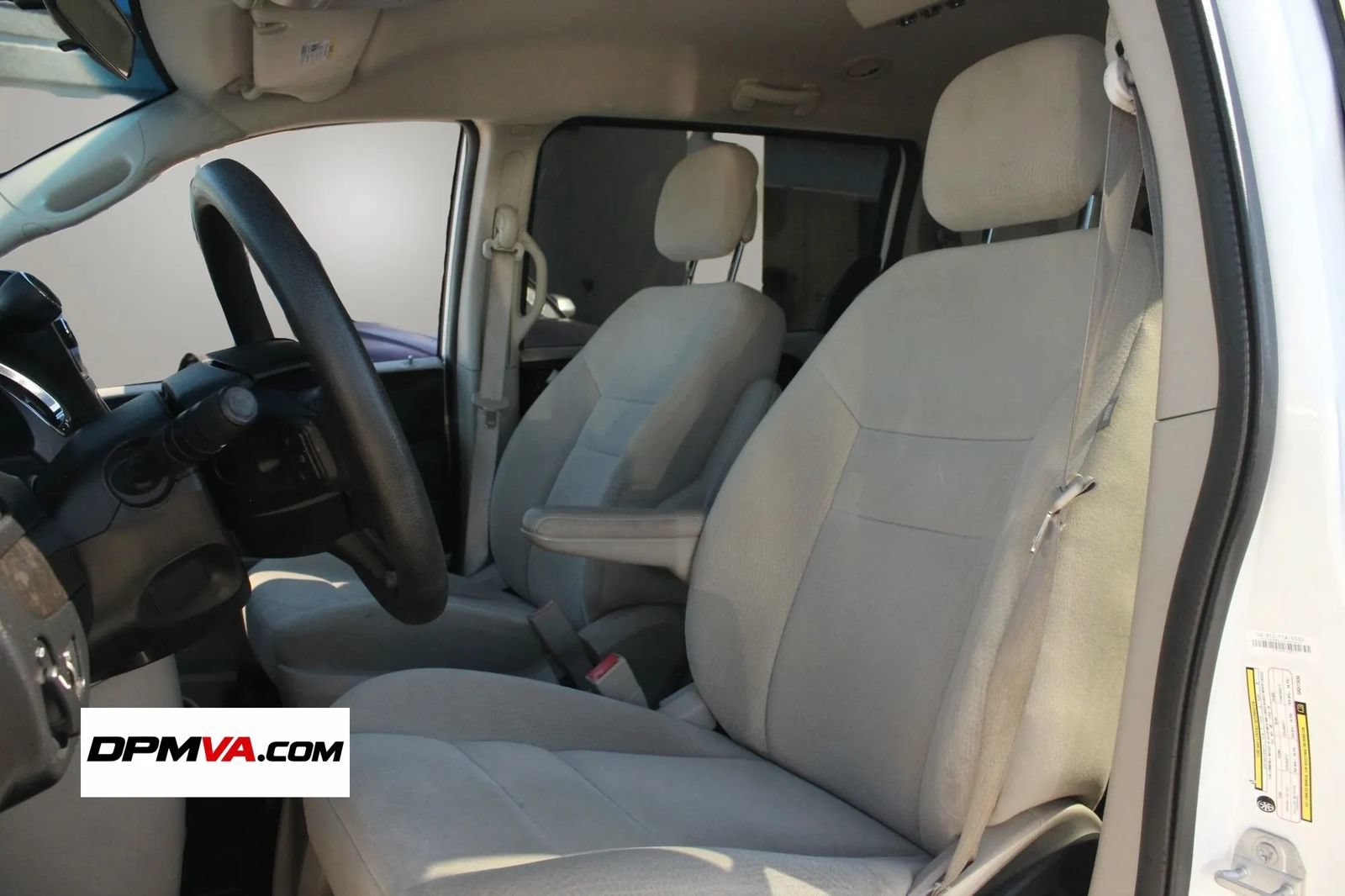 Used 2016 Dodge Grand Caravan SE w/ Quick Order Package 29E SE FWD image 14