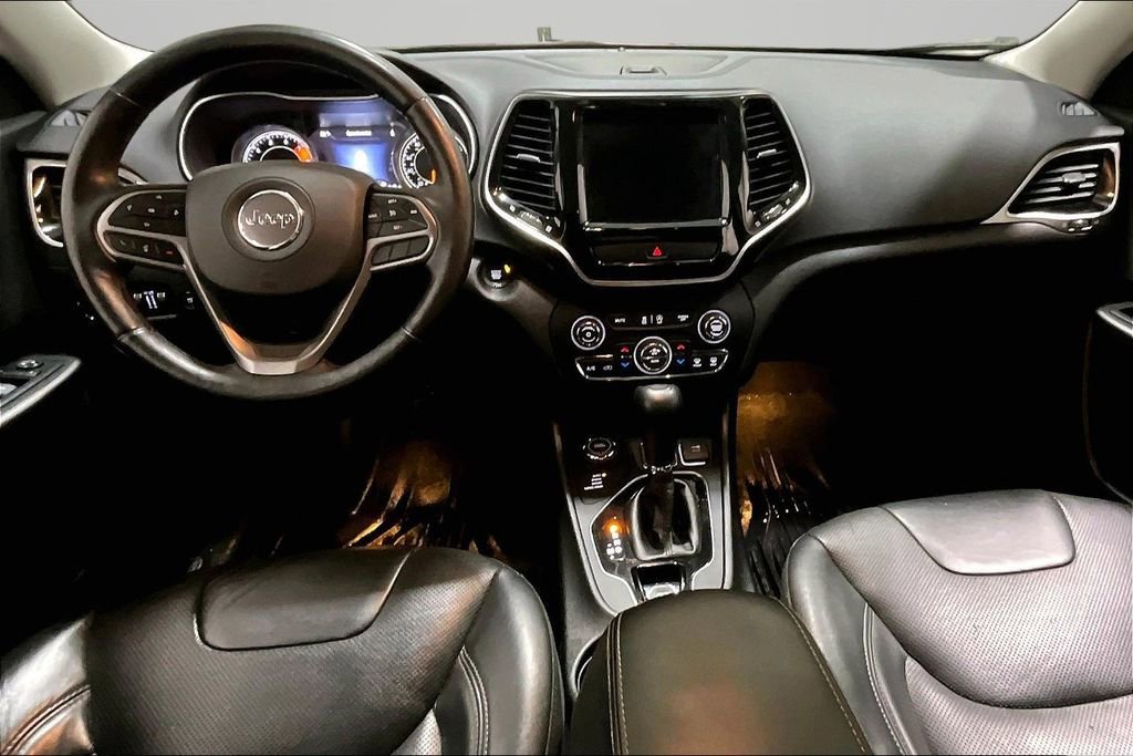 Used 2019 Jeep Cherokee Limited AWD/4WD image 7