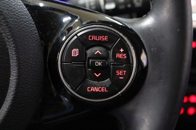 Used 2020 Kia Soul EX image 23