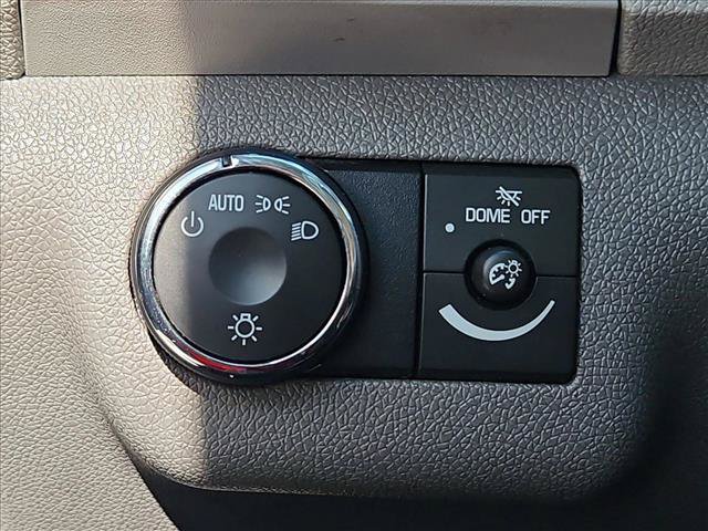 Used 2011 Chevrolet Traverse LS FWD image 17