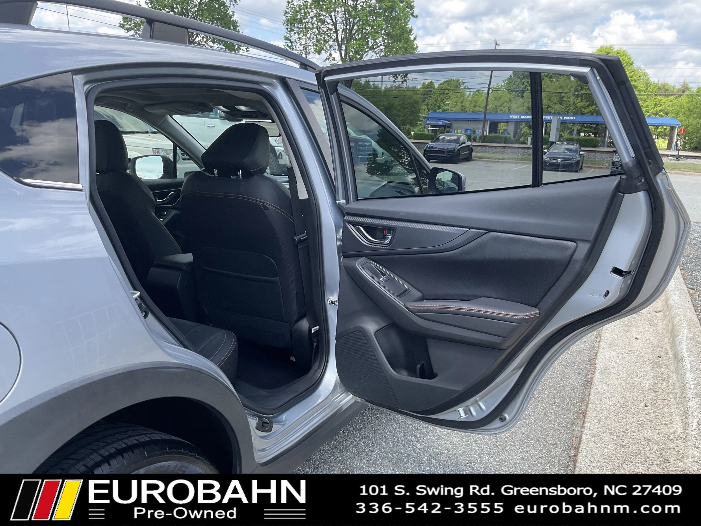Used 2019 Subaru Crosstrek 2.0i Limited w/ Moonroof Package w/Navigation AWD/4WD image 18