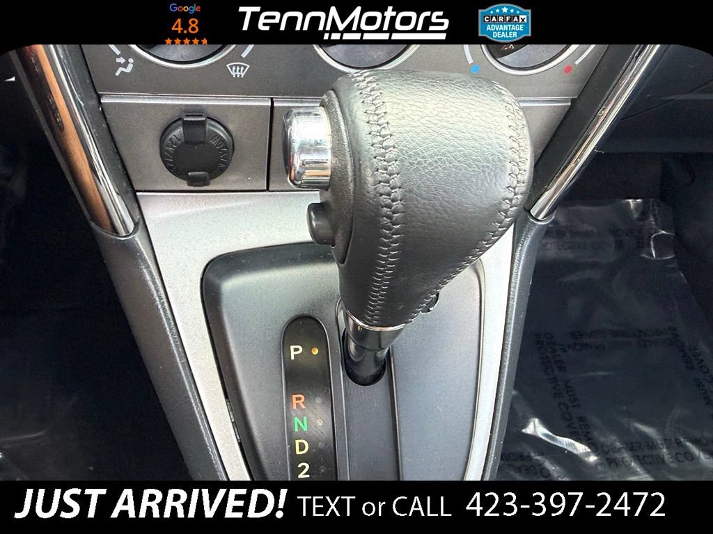 Used 2005 Toyota Matrix XR FWD image 18