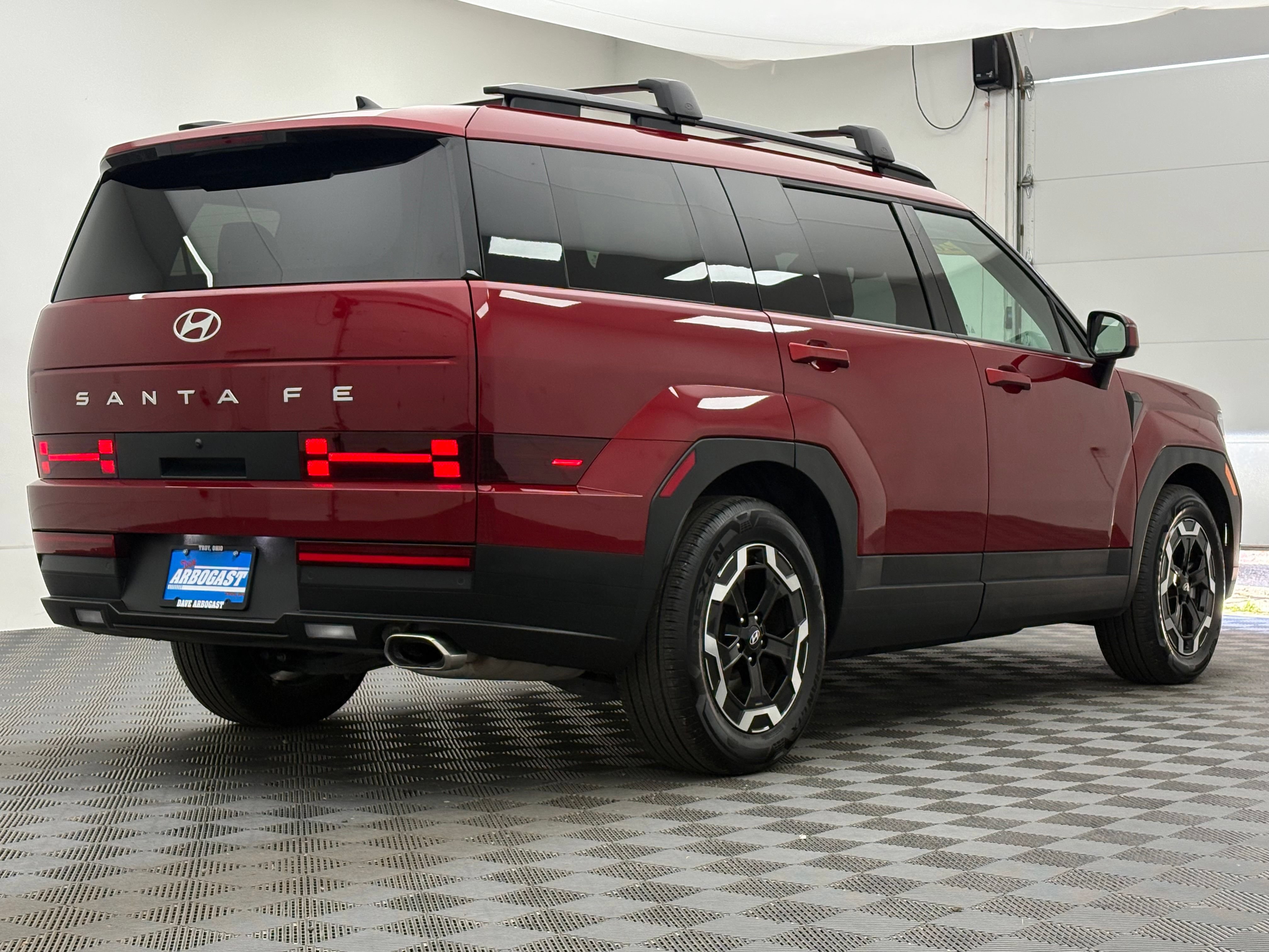 Used 2026 Hyundai Santa Fe SEL FWD image 7