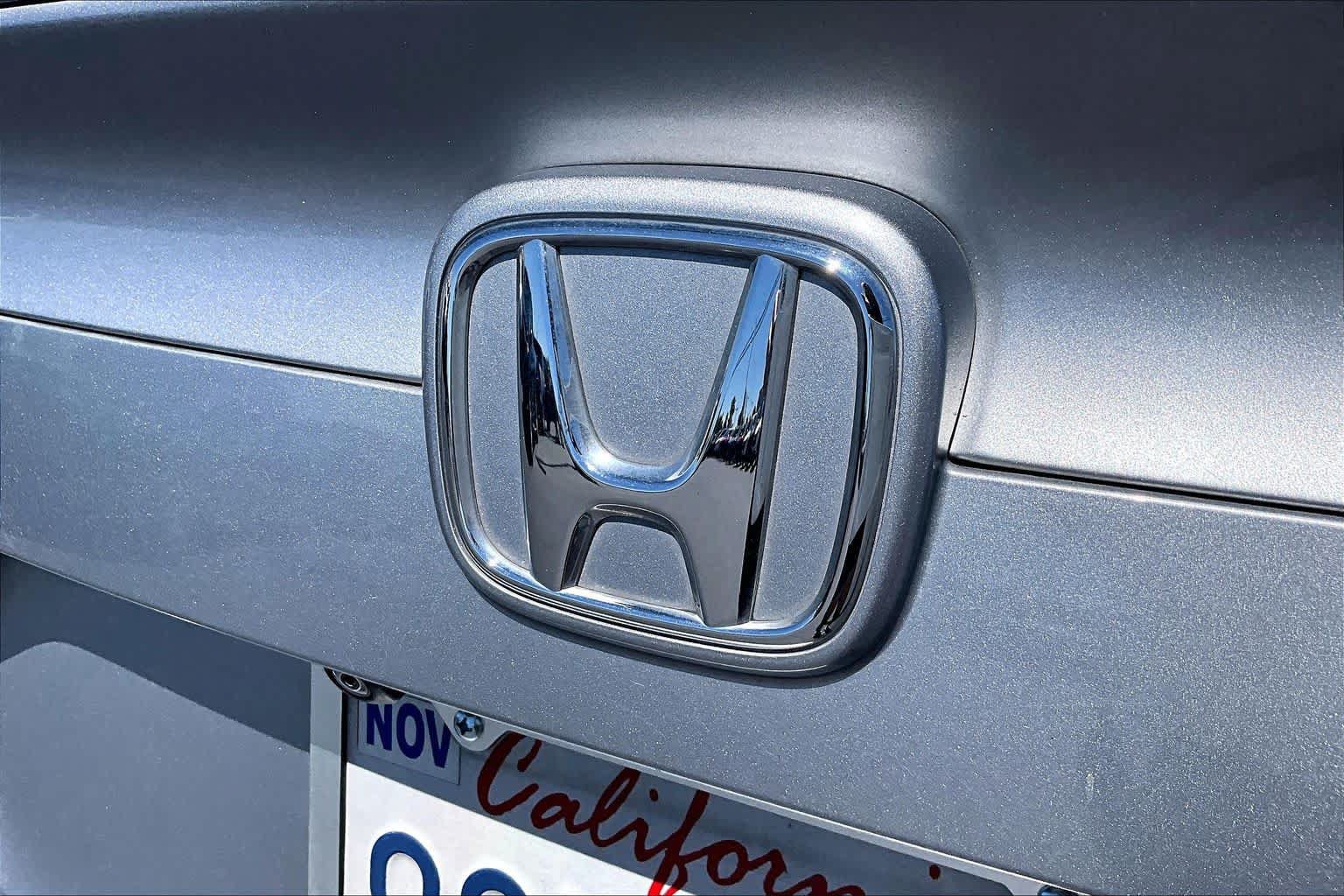 Used 2018 Honda Civic EX-L image 30