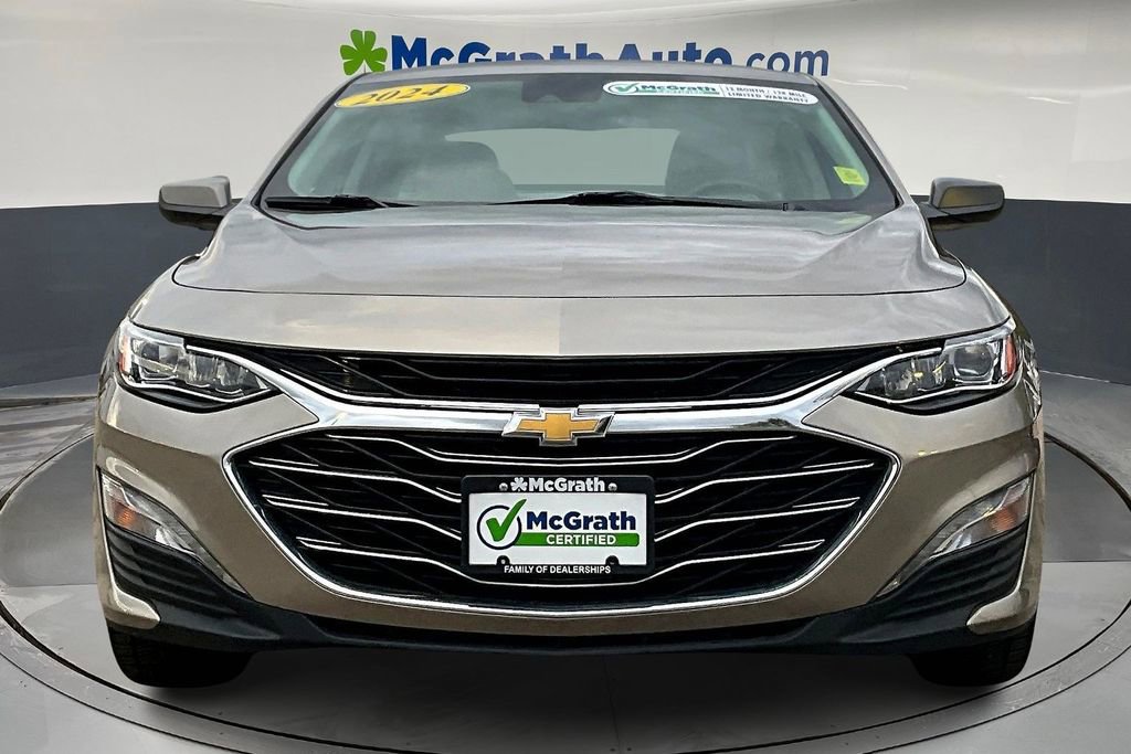 Used 2024 Chevrolet Malibu LT image 2