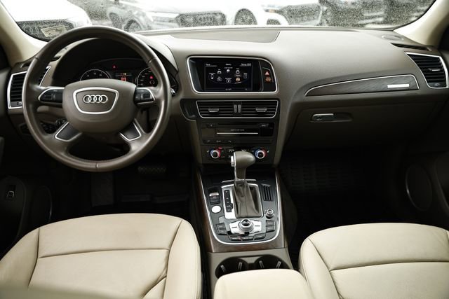 Used 2016 Audi Q5 2.0T Premium Plus w/ Technology Package image 26