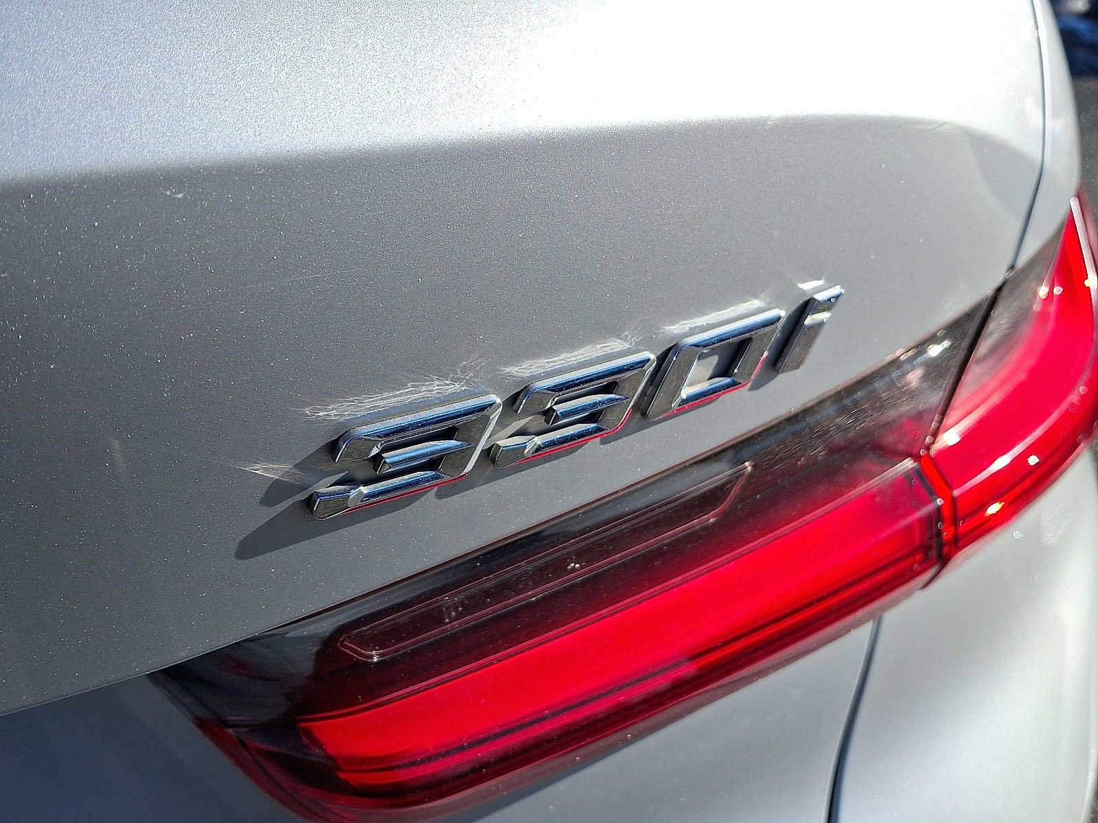 Used 2019 BMW 330i xDrive Sedan w/ Driving Assistance Package image 31