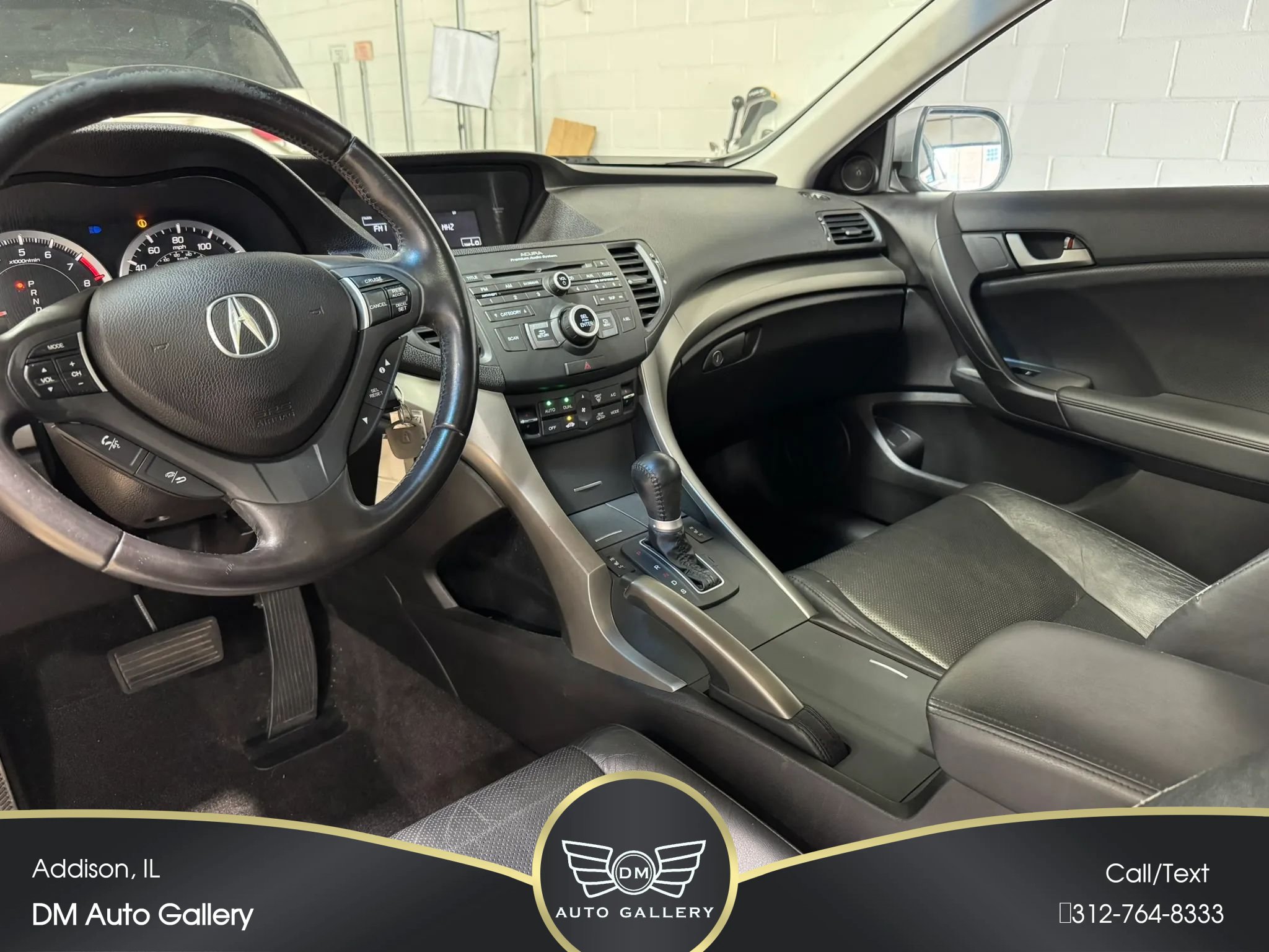 Used 2009 Acura TSX Sedan FWD image 2