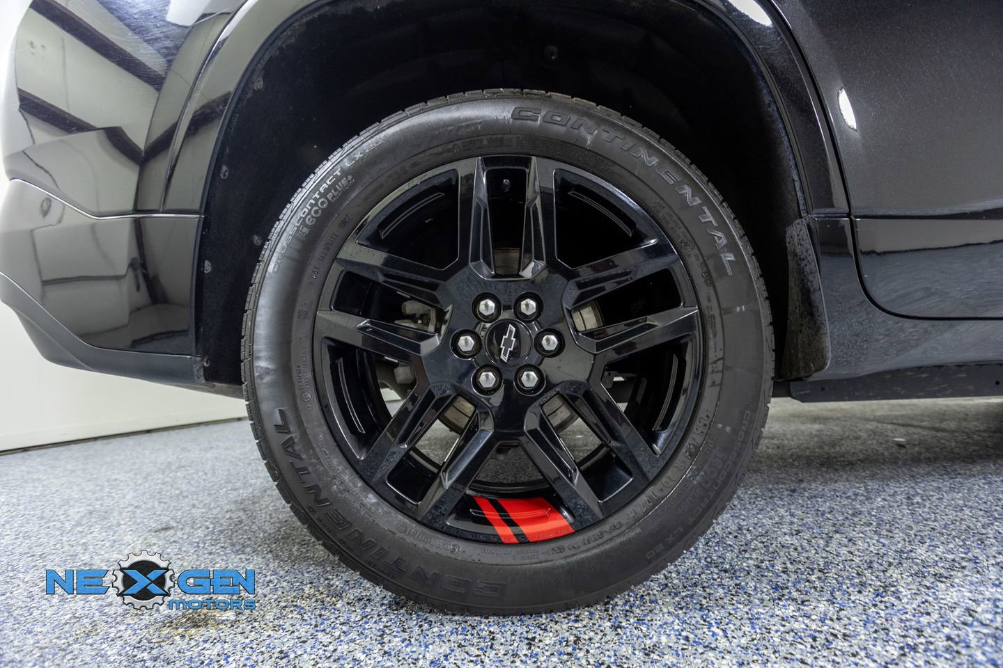 Used 2020 Chevrolet Traverse Premier w/ Redline Edition image 45