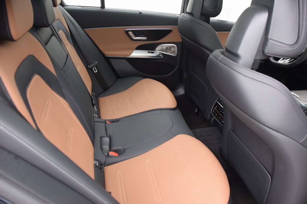 Used 2025 Mercedes-Benz E 53 AMG e 4MATIC Sedan image 18