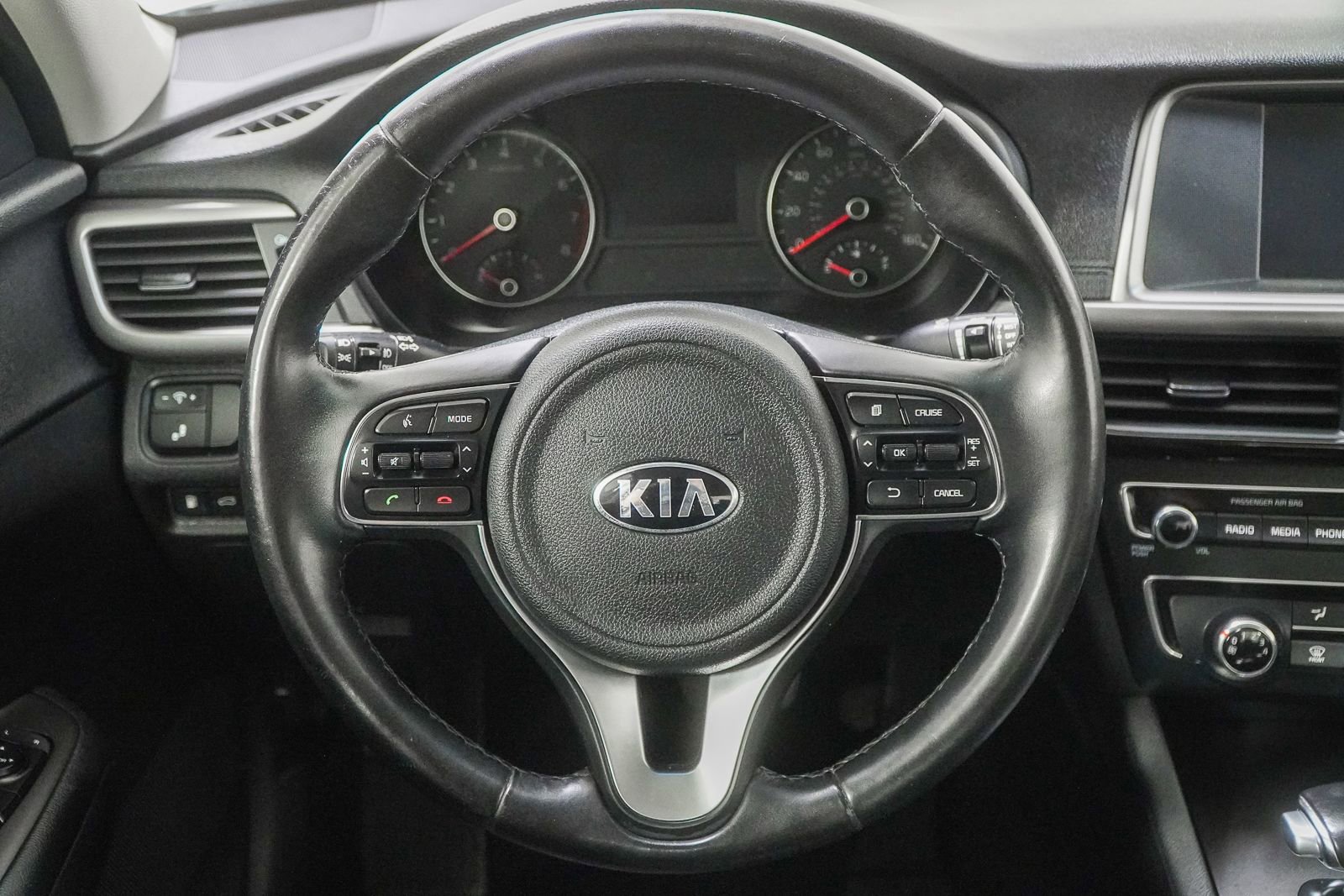 Used 2018 Kia Optima S FWD image 21