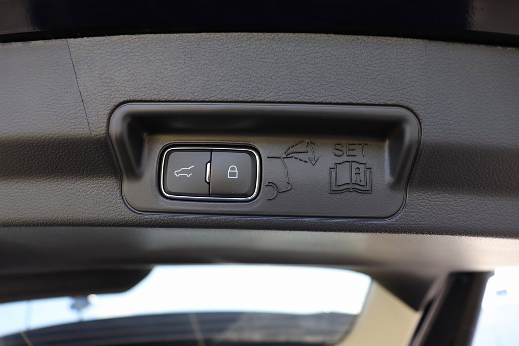 New 2026 Ford Explorer Active image 15