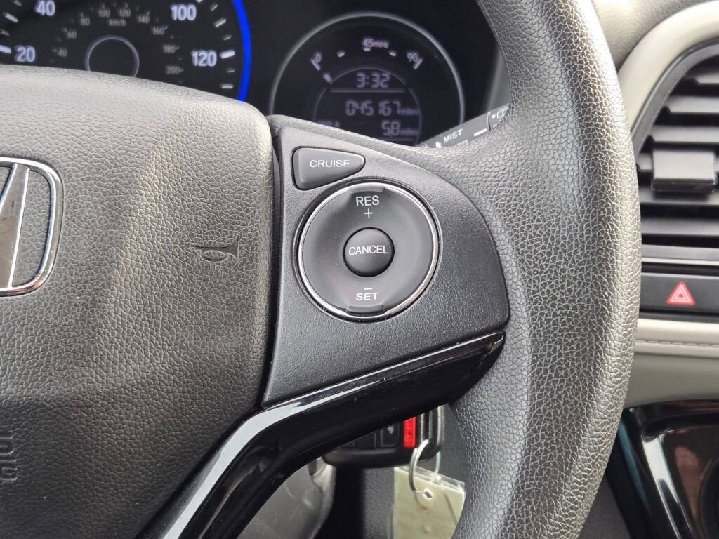 Used 2021 Honda HR-V LX image 28