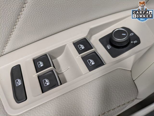 Used 2022 Volkswagen Tiguan SE AWD/4WD image 10