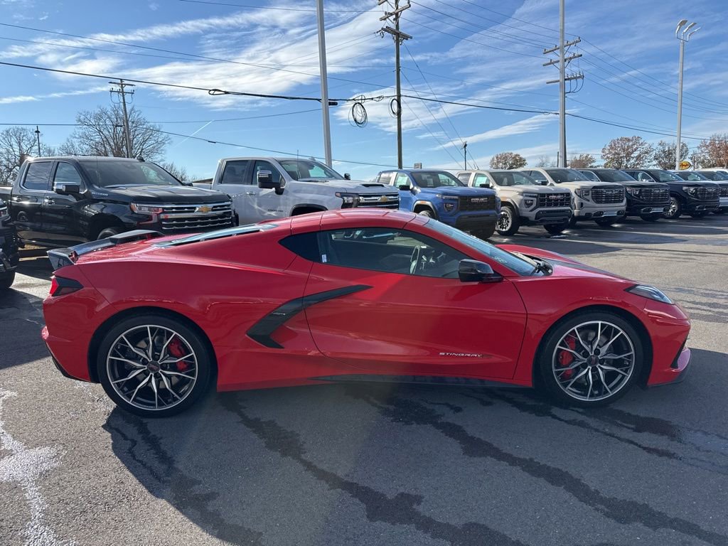 Used 2024 Chevrolet Corvette Stingray Premium Cpe w/ Z51 Performance Package image 6