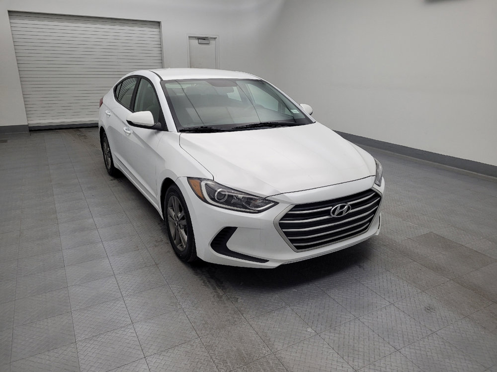 Used 2017 Hyundai Elantra SE image 13
