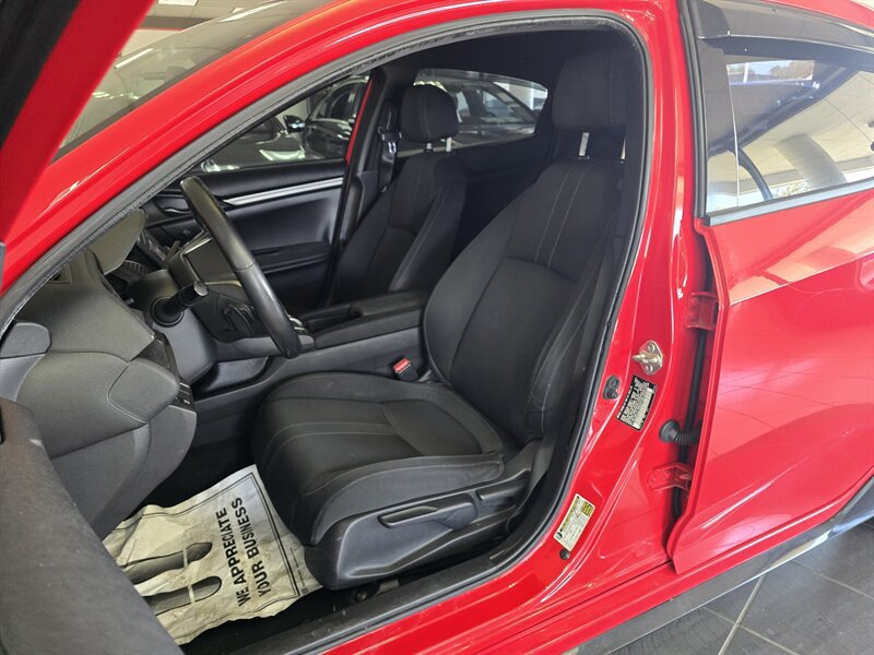 Used 2017 Honda Civic Sport image 11