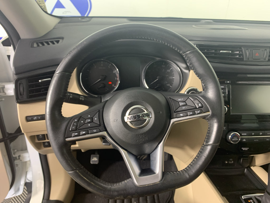 Used 2018 Nissan Rogue SL w/ Premium Package FWD image 21