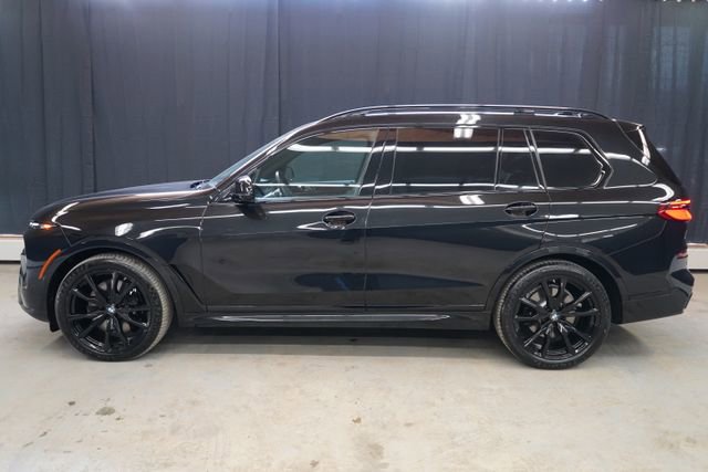 Used 2024 BMW X7 xDrive40i w/ Executive Package AWD/4WD image 4