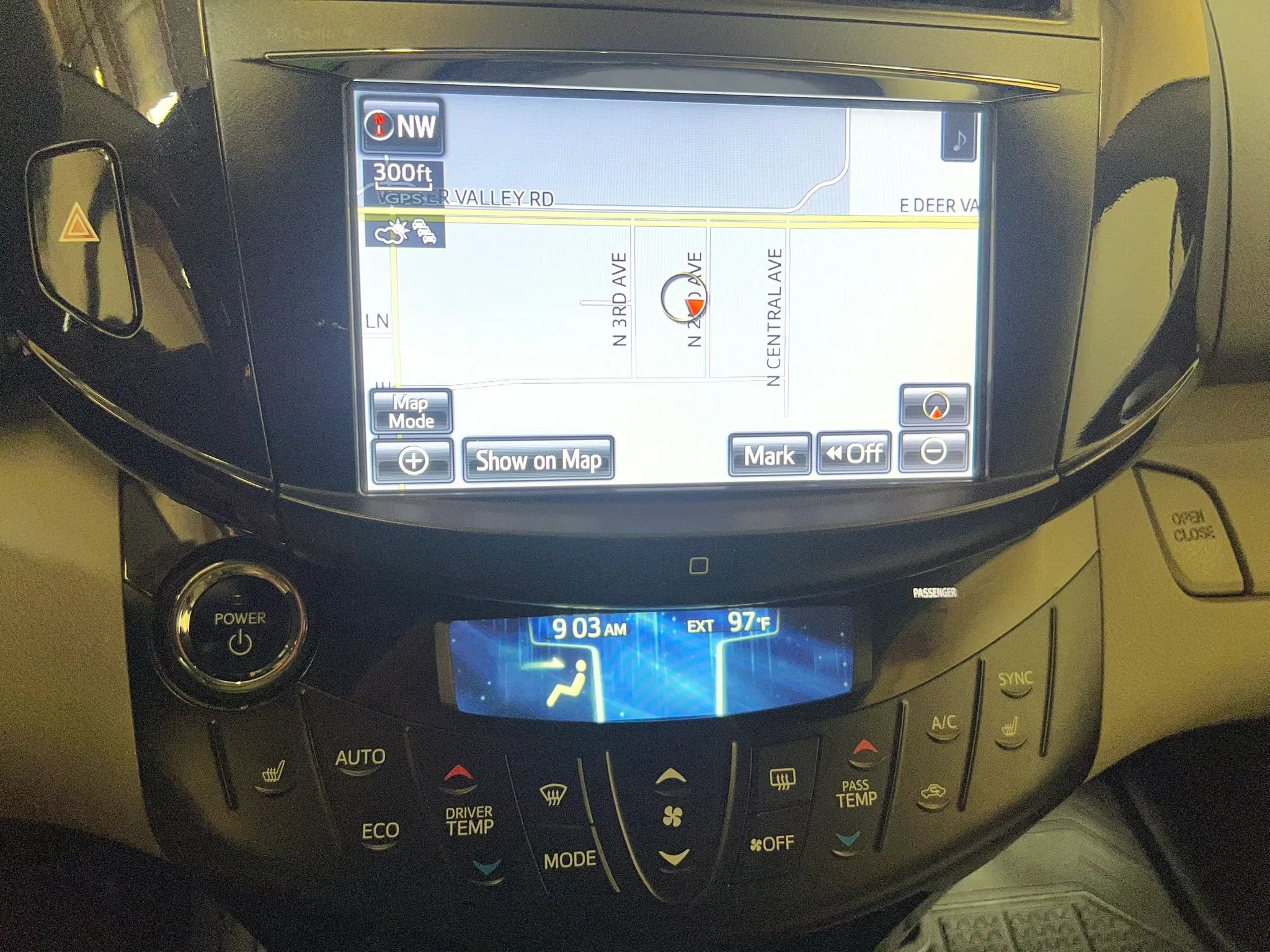 Used 2014 Toyota RAV4 EV FWD image 19