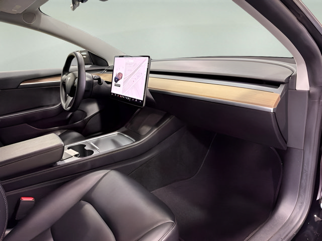 Used 2022 Tesla Model 3 Long Range AWD/4WD image 13
