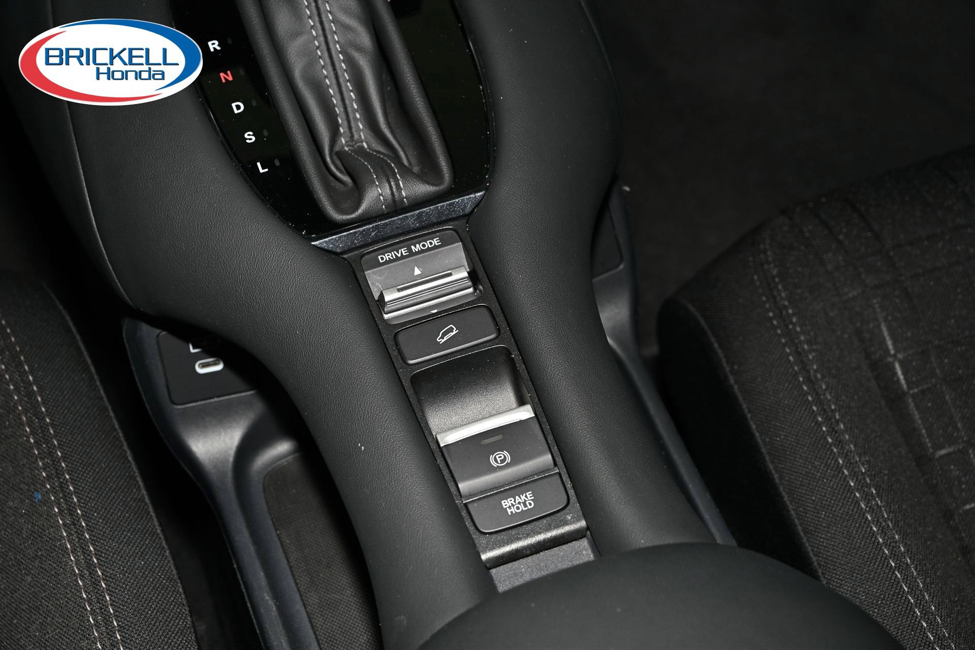 Used 2024 Honda HR-V LX image 29