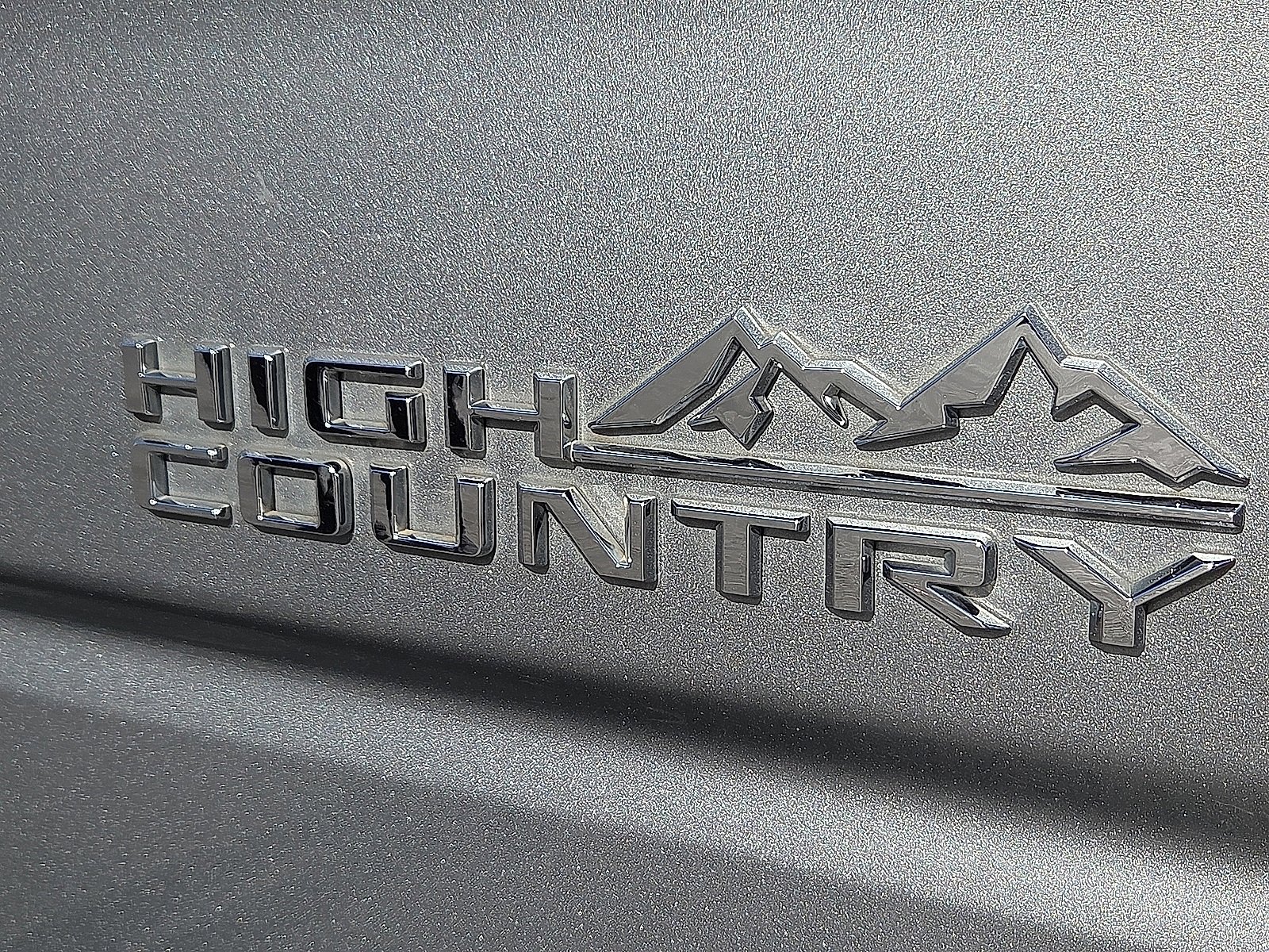 Used 2023 Chevrolet Silverado 1500 High Country w/ Technology Package image 9