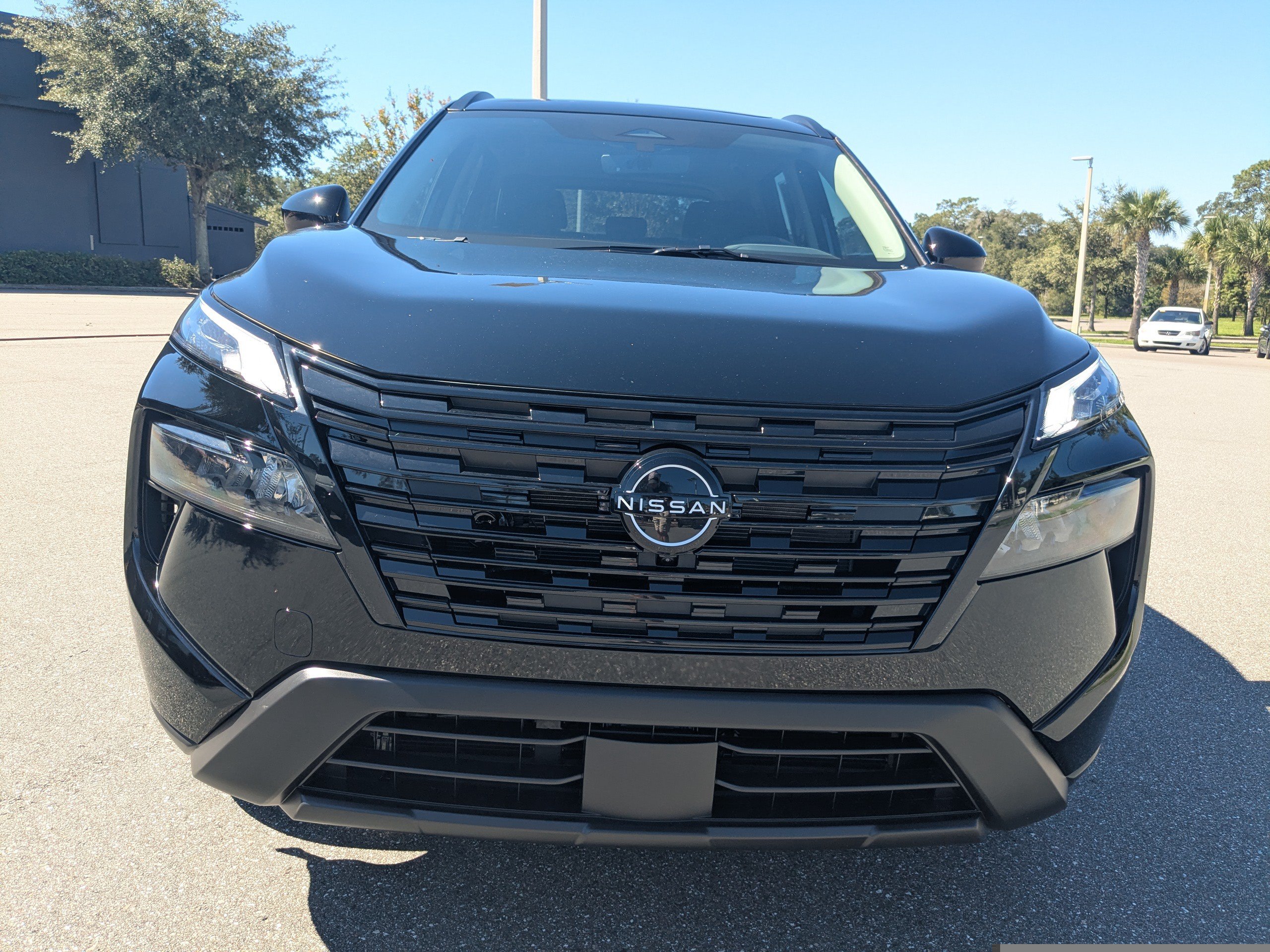 New 2026 Nissan Rogue Dark Armor FWD image 9