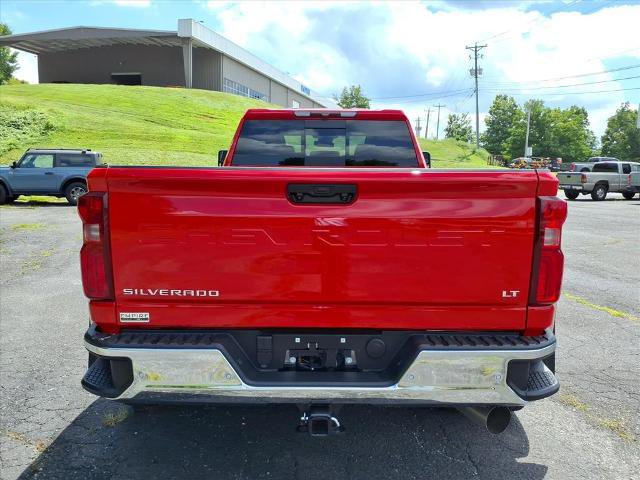 Used 2026 Chevrolet Silverado 3500 LT w/ All Star Edition AWD/4WD image 3