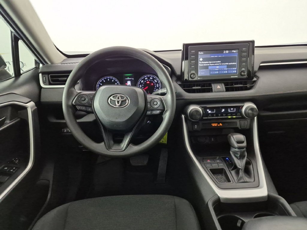 Used 2021 Toyota RAV4 LE FWD image 30