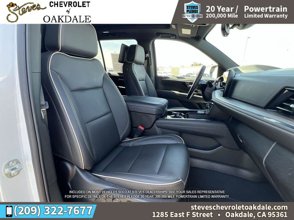 Used 2025 Chevrolet Tahoe Premier AWD/4WD image 33