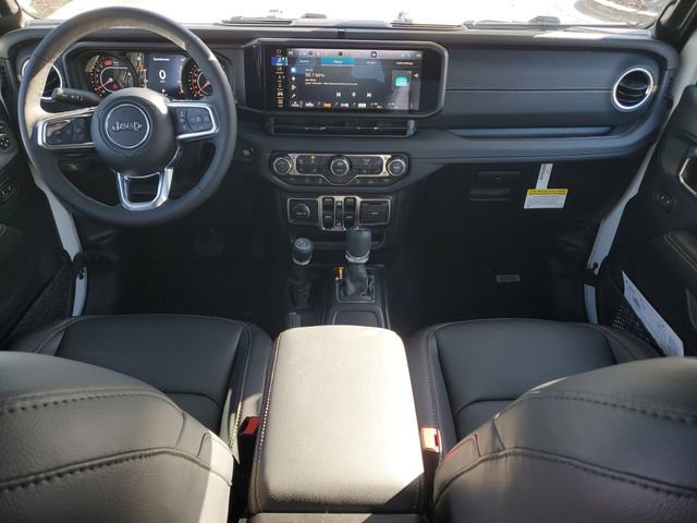New 2026 Jeep Wrangler Unlimited Sahara AWD/4WD image 16