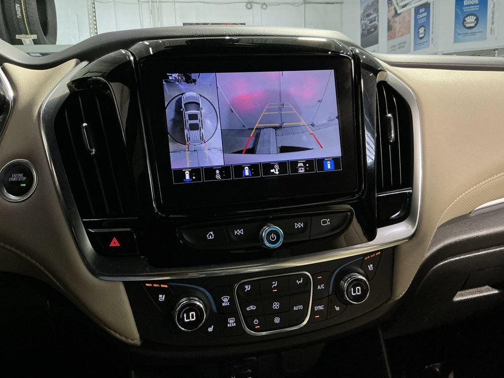 Used 2023 Chevrolet Traverse Premier AWD/4WD image 20