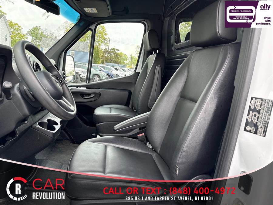 Used 2024 Mercedes-Benz Sprinter 3500 image 8