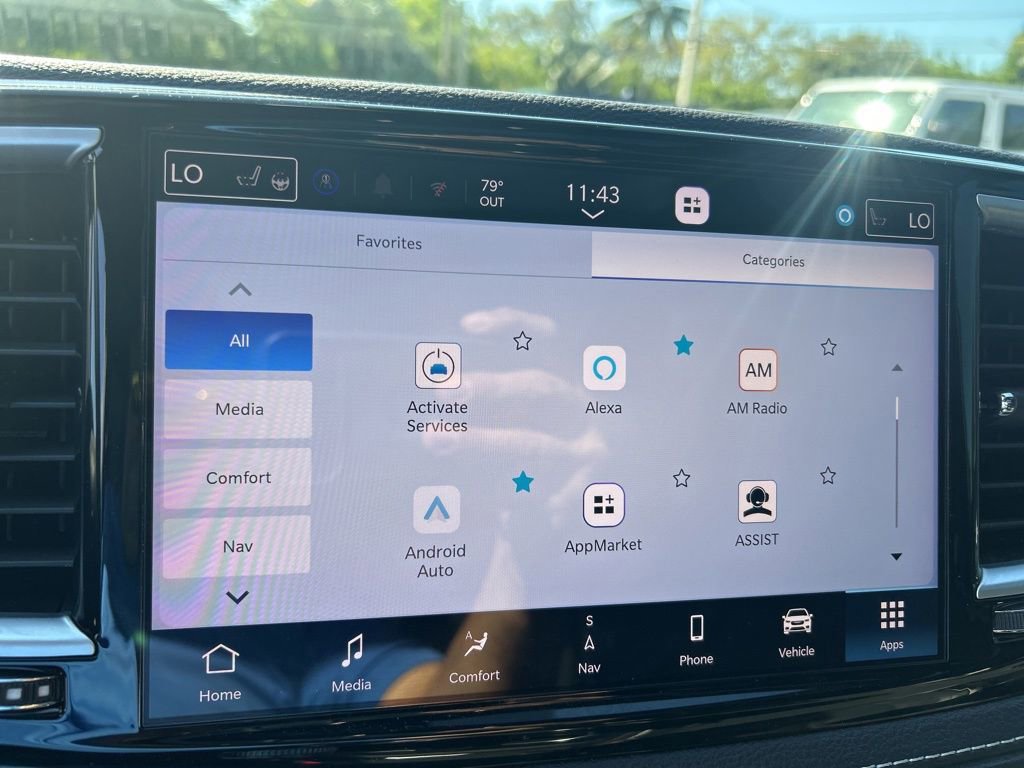 Used 2024 Chrysler Pacifica Limited w/ S Appearance Package image 39