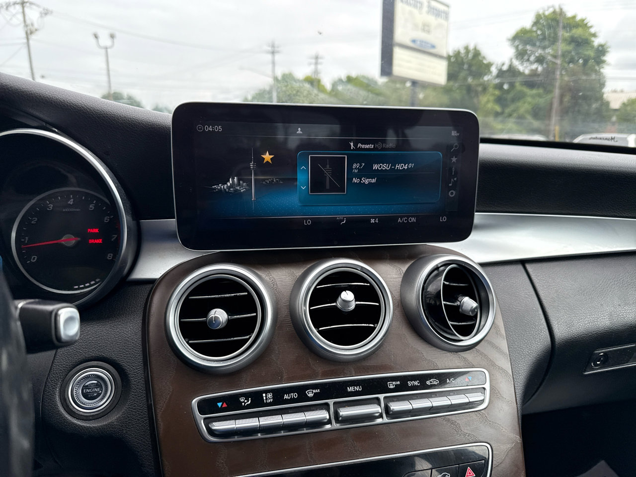 Used 2020 Mercedes-Benz C 300 4MATIC Sedan w/ Premium Package image 18