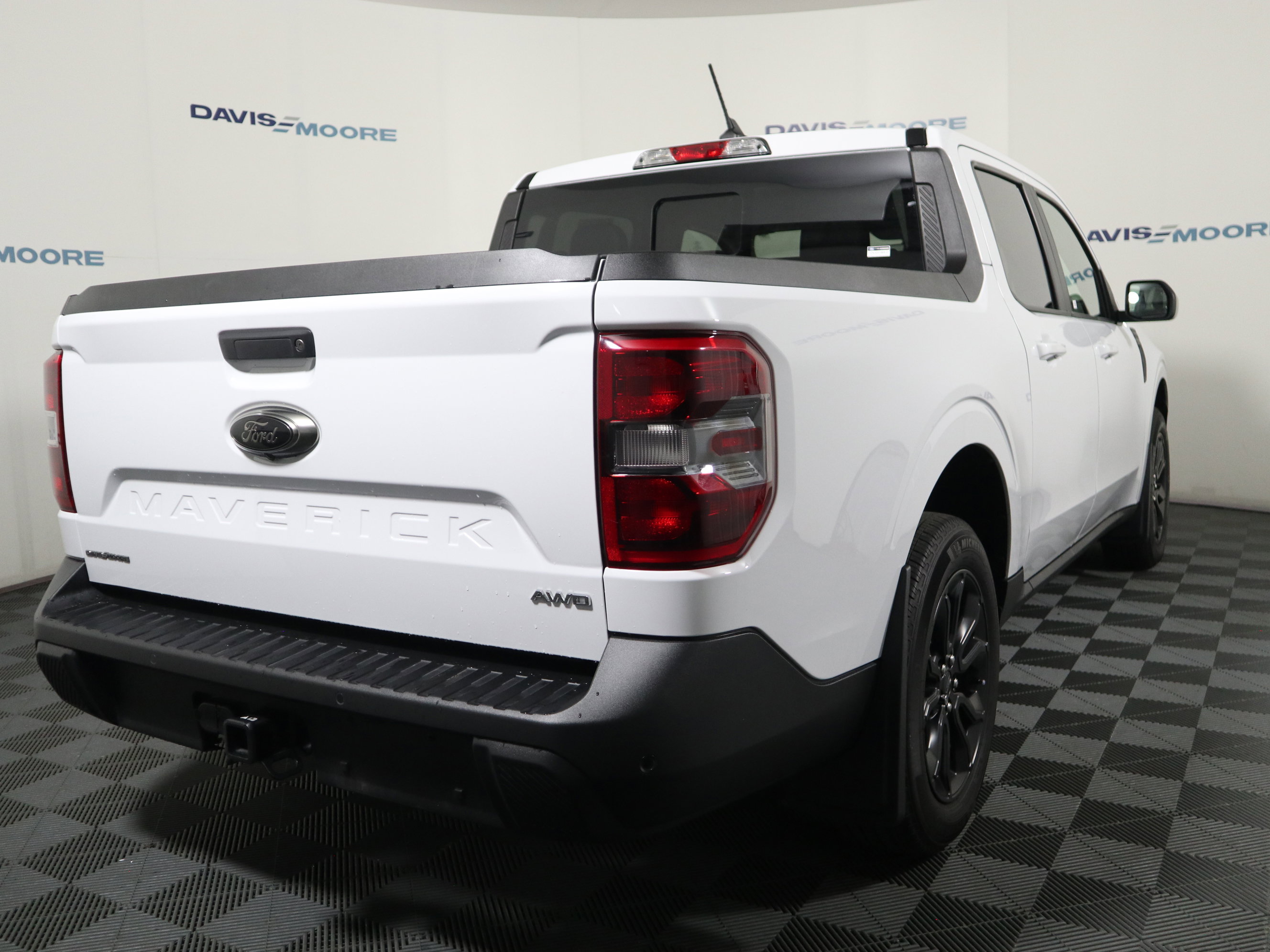 Used 2024 Ford Maverick Lariat w/ Black Appearance Package image 5