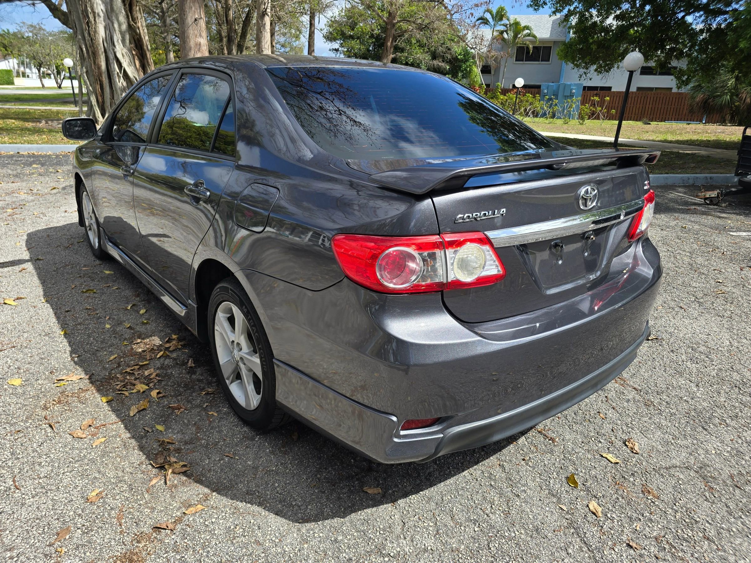 Used 2012 Toyota Corolla S image 7